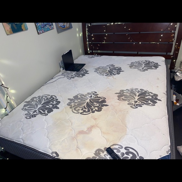 Queen sized mattress